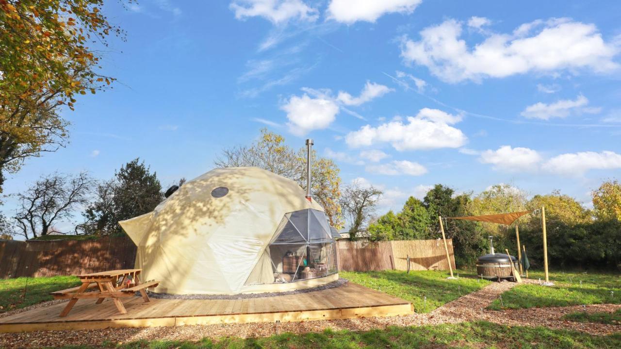 Hotel Luxury Dome With Private Wood-Fired Hot Tub Oxford Exterior foto